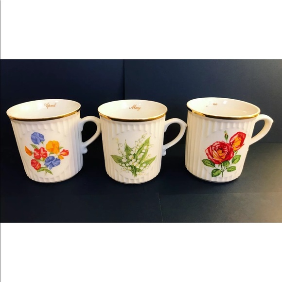Coffee Mugs ~ Flower-of-the-Month - Picture 5 of 8